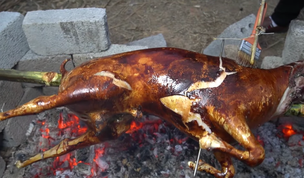 The completed dish by Ba Tan Vlog
