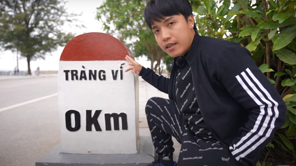 He even traveled back to Quang Ninh to start from the 0km milestone