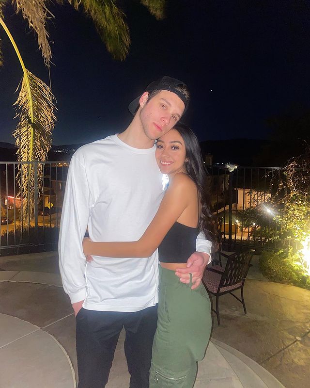 Calli's boyfriend is fully aware of her being a sugar baby but he doesn't mind