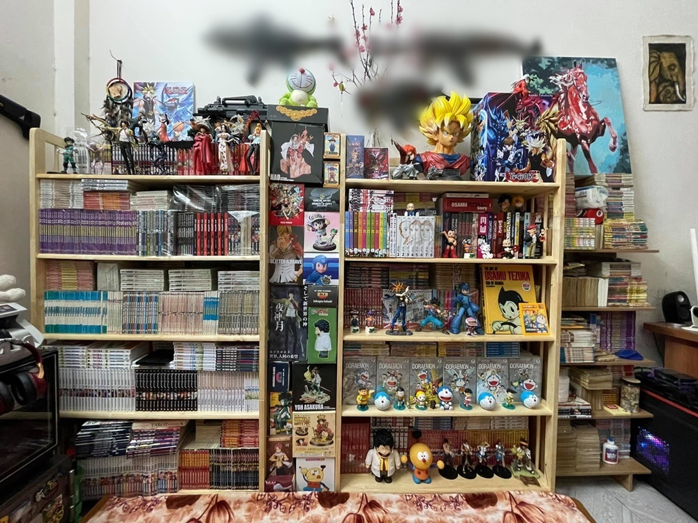 According to his own statistics, this gamer has collected over 7,000 different comic books from various periods