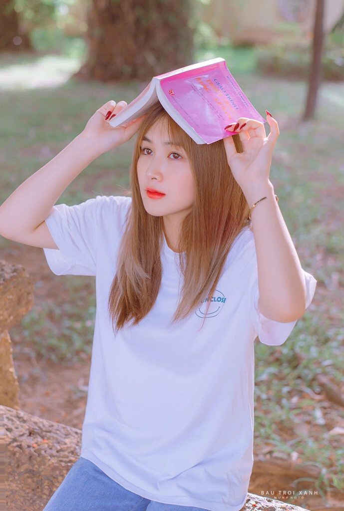 nu streamer khoc tren song 1 16165822641801896409441