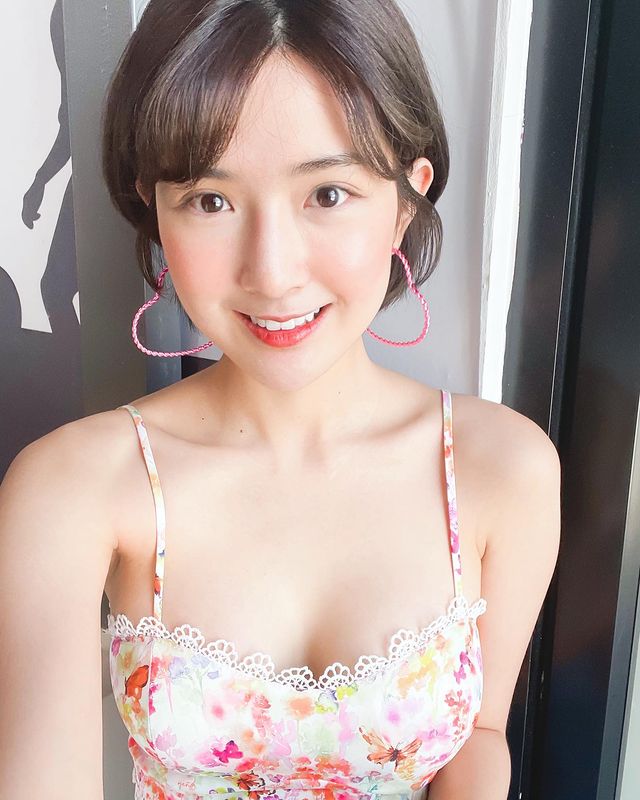 Besides her beautiful face, the streamer also possesses an incredibly sweet voice