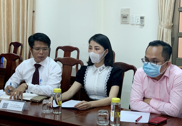 YouTuber Thơ Nguyễn and lawyer