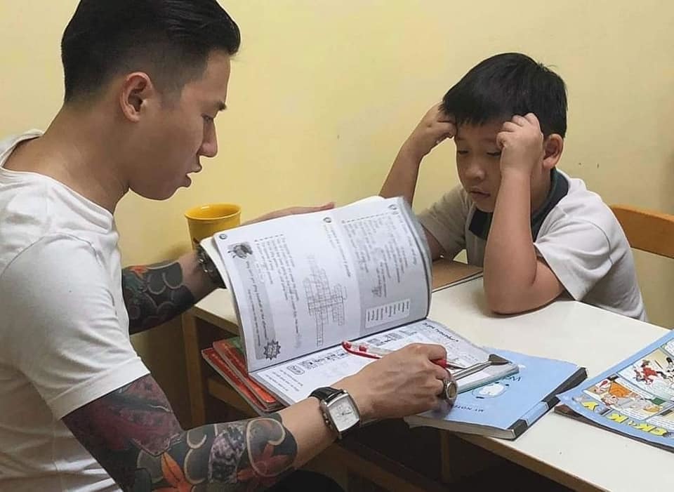Portrait of the epic teacher causing a stir in the online community