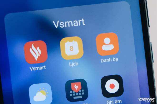 The VOS Contacts app icon that Mr. Quảng compared