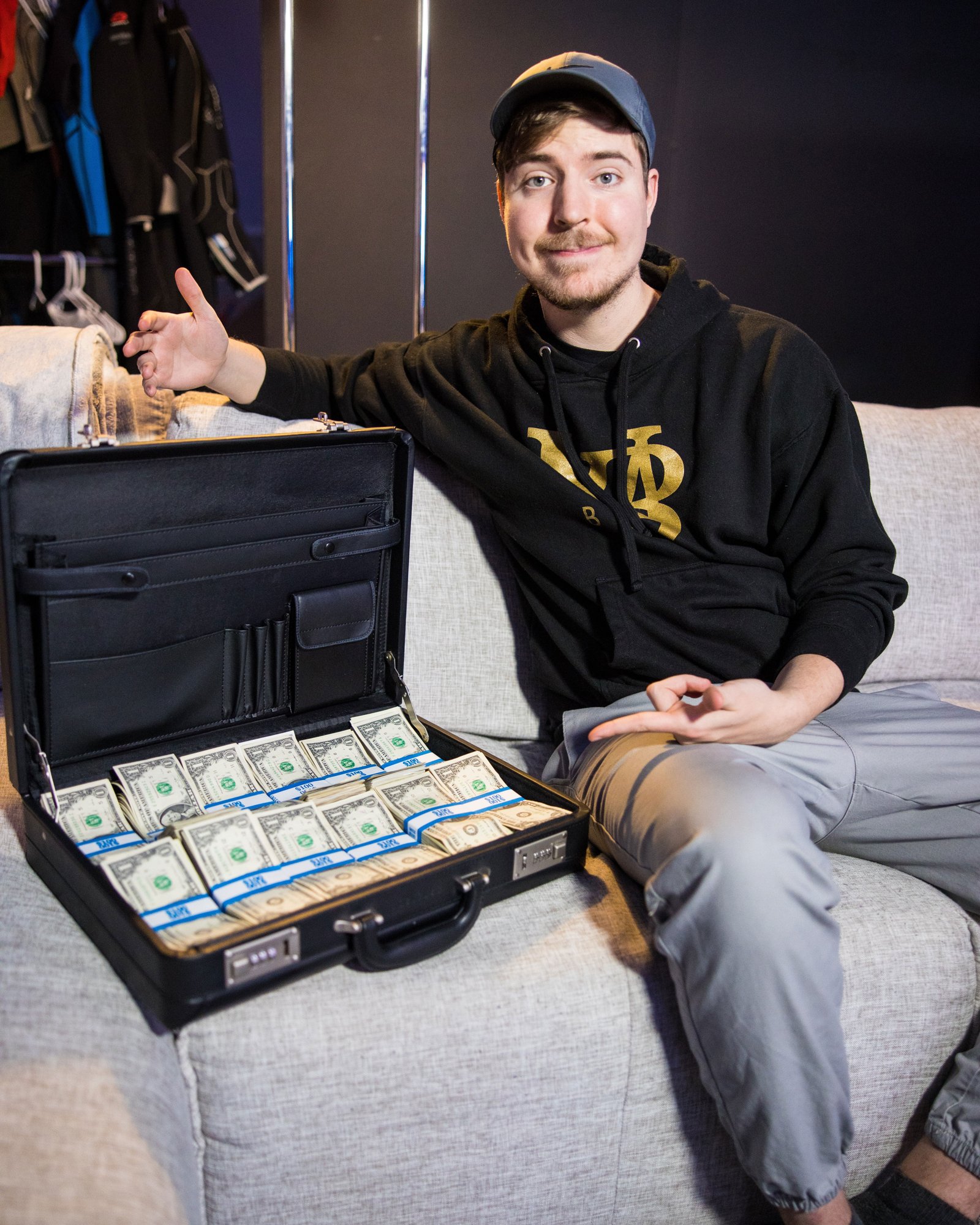 When it comes to having a lot of money and being extravagant, Mr Beast is probably second to none among YouTubers