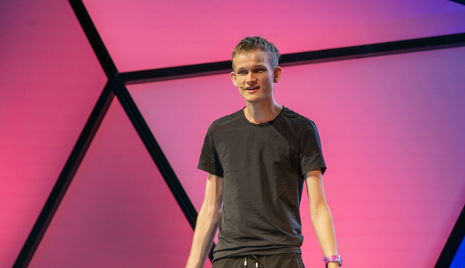 Vitalik Buterin is likened to 'Old Hạc' of the cryptocurrency community, as people keep sending him 'dog coins'.