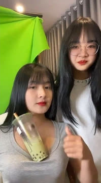 Gấm Kami has been teased by younger peers for her modest bust.