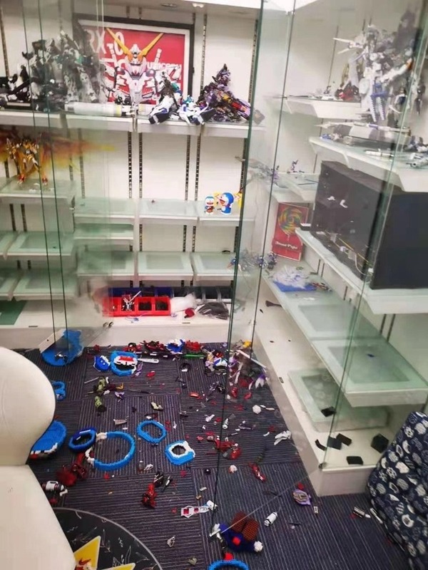 Close-up of the destroyed Gundam collection shared on social media