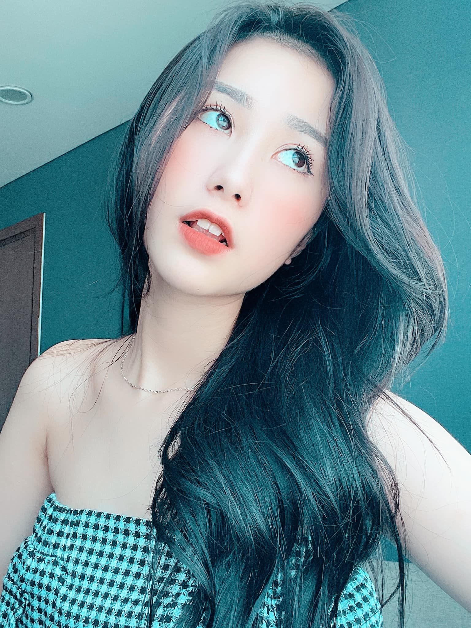 A close-up of the hot girl's real-life beauty