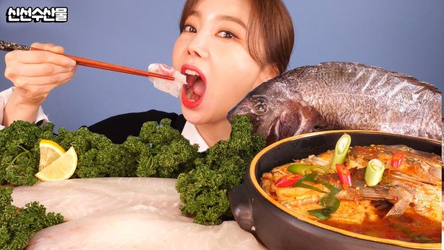 Ssoyoung - the famous YouTuber known for her Mukbang clips
