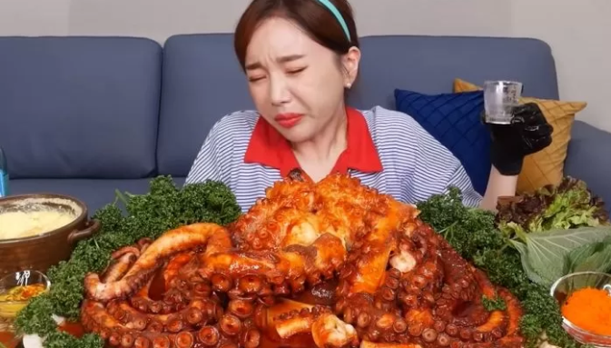 Making many people drool