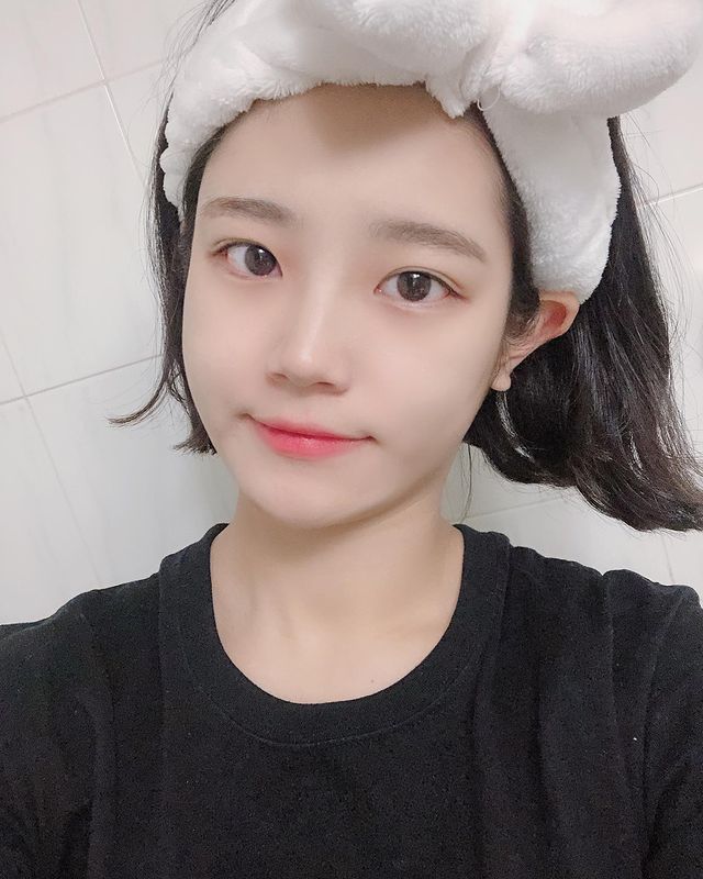 She is cute, but few know about the streamer girl's 'glorious' past