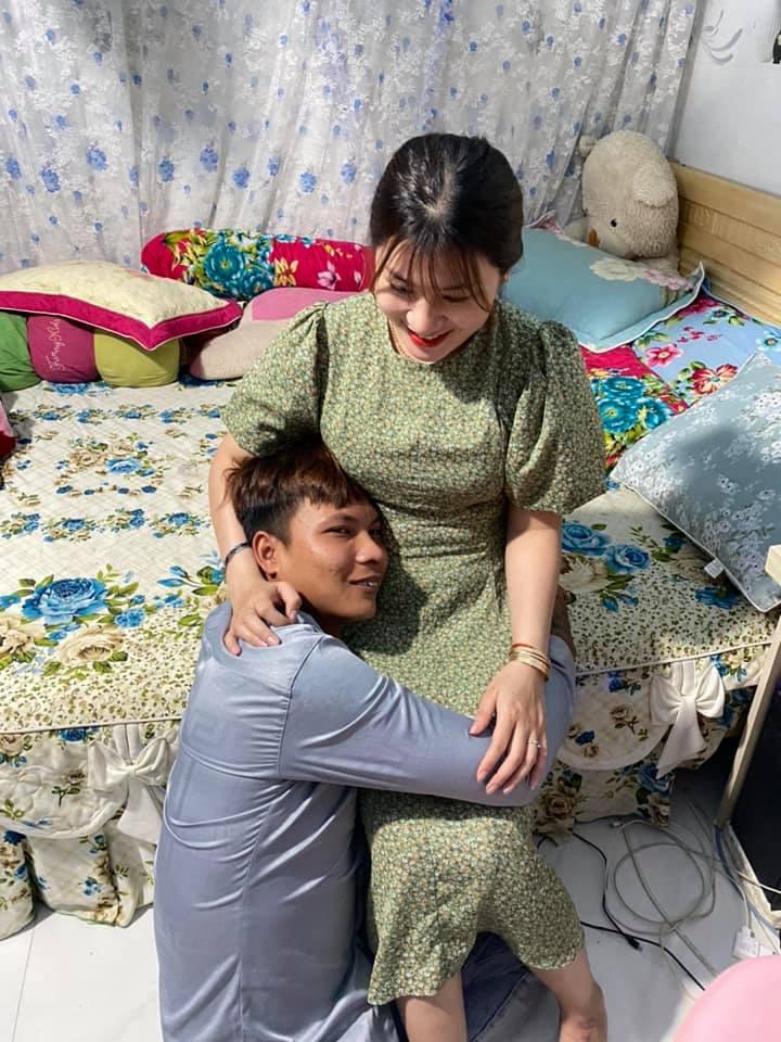 He seems very happy as he is about to welcome his first child