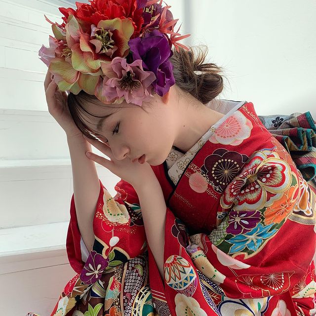 Mizuho Sakamoto also made many people swoon when she announced she is single