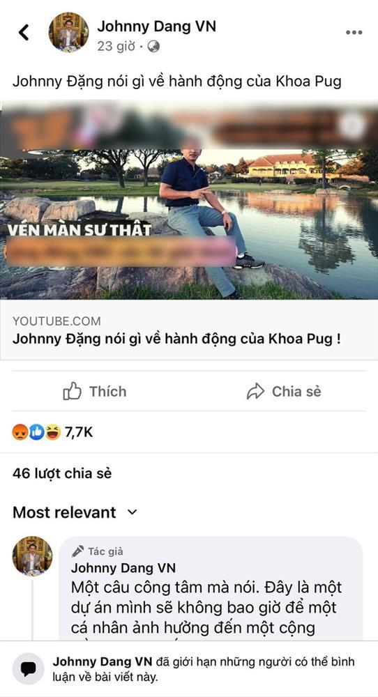 Both Johnny Dang's personal and store fan pages have restricted commenting features