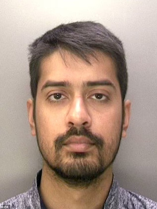Image of the 'fake sugar daddy' causing over 2,000 victims to fall into a trap with no way out