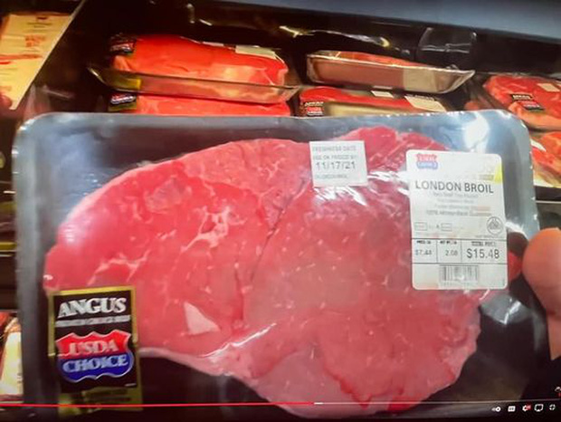 Date on the beef package proves the filming time of Khoa Pug's vlog