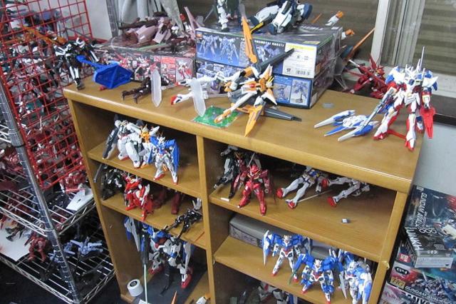 The Gundam collection that the gamer painstakingly amassed over time
