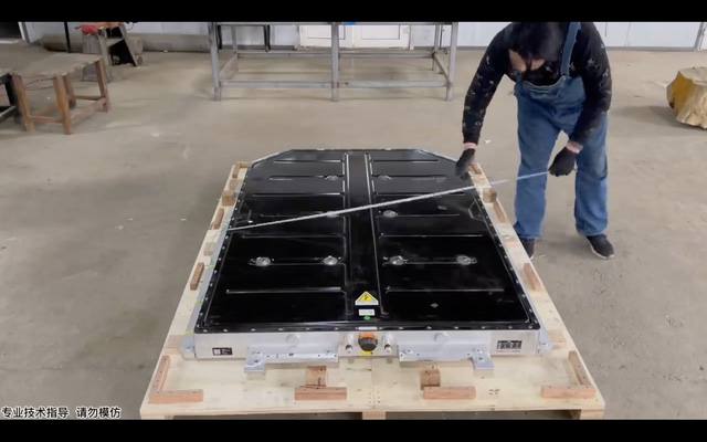 The process of Handy creating this super huge power bank