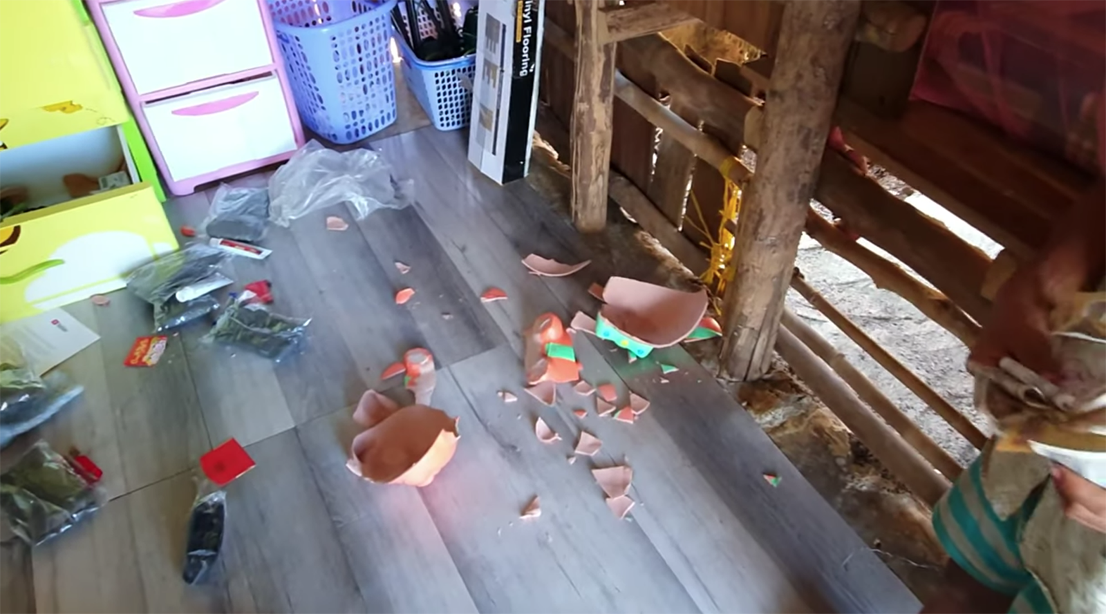Even the piggy bank of the YouTuber was smashed