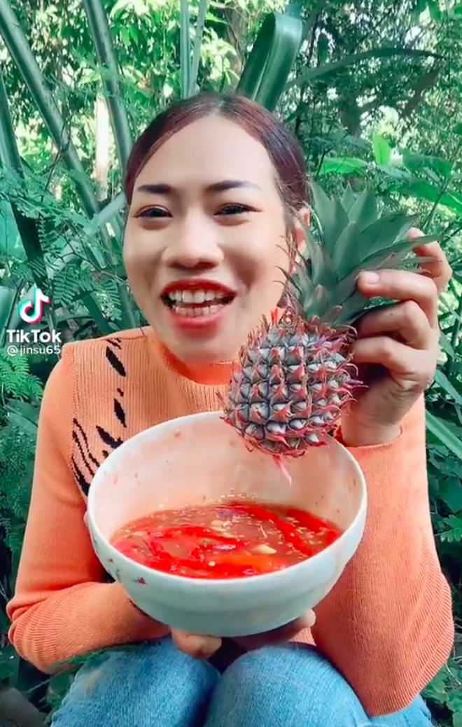 The YouTuber excitedly shares her new idea