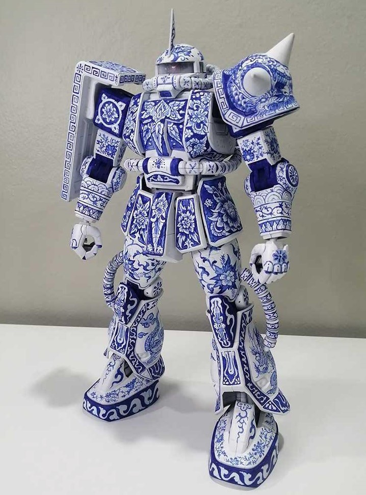 This is the first time a Gundam piece made of porcelain has appeared on social media