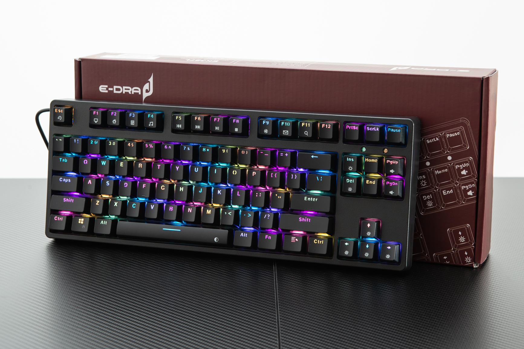 A compact gaming mechanical keyboard, impressive in both price and performance