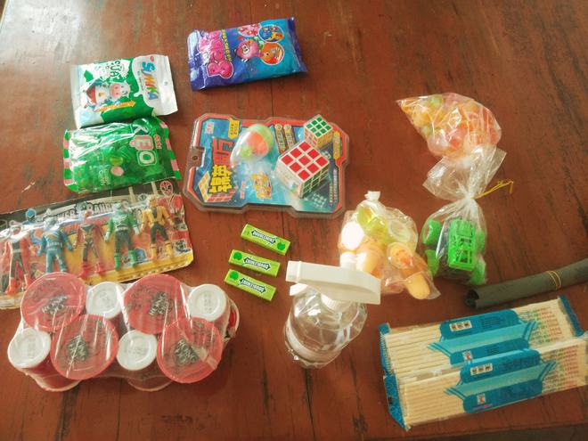 Familiar props in the clips of the young man from Tiền Giang