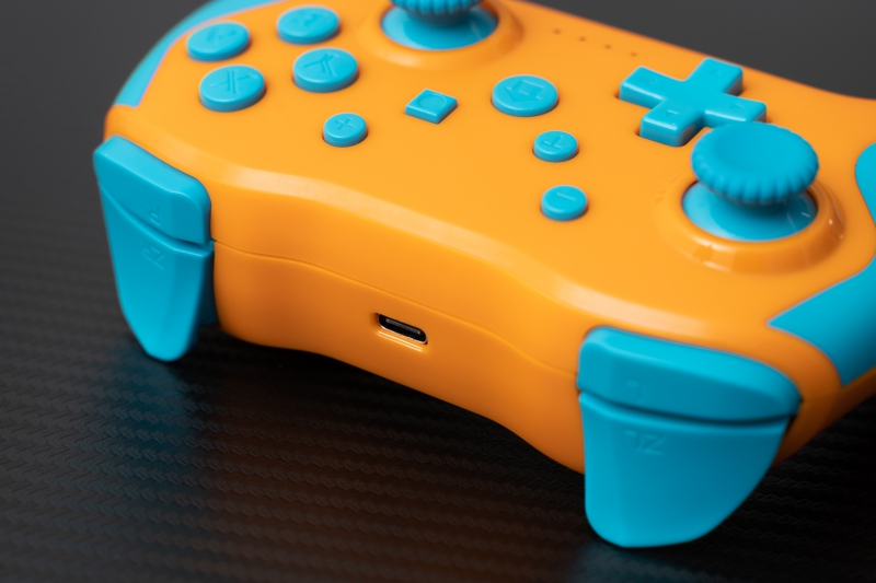 PXN 9609: A Stylish Multi-Platform Gaming Controller Priced Under 500,000 VND 10 photo 9 1656402045464794530602