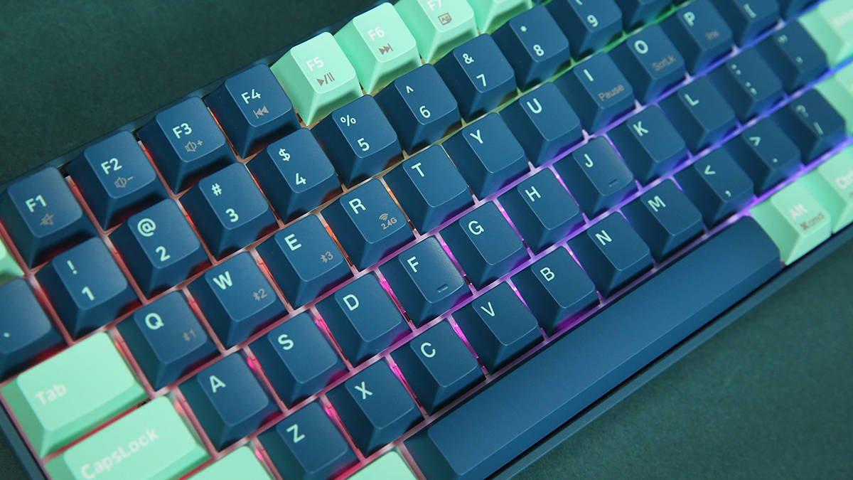 Newmen GM1000 Spring Mechanical Keyboard: A Beautifully Detailed Scenic Design 11 photo 10 16585902680491837762644