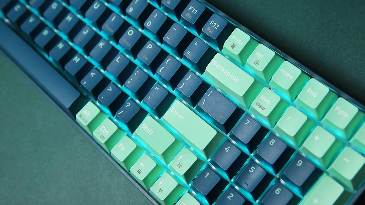 Newmen GM1000 Spring Mechanical Keyboard: A Beautifully Detailed Scenic Design 12 photo 11 16585902682971373548388