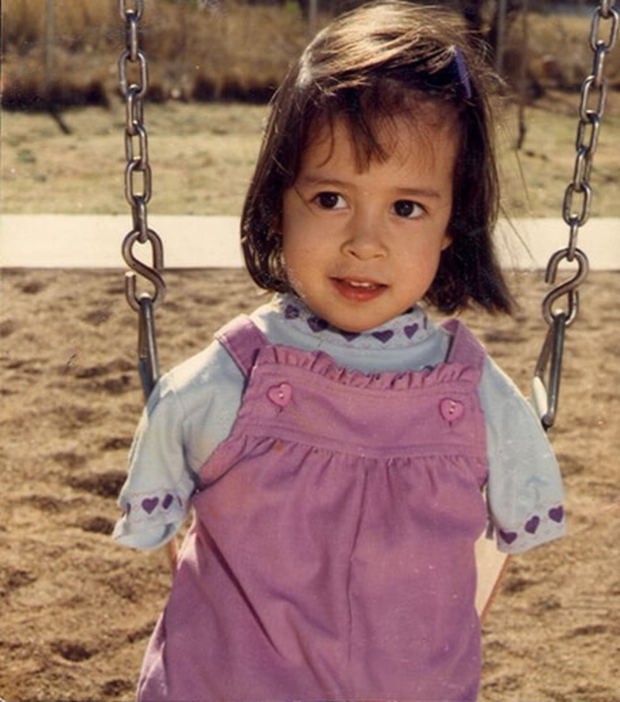 Jessica was born with a congenital disability without both arms.