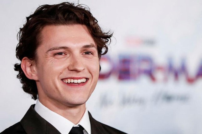 Tom Holland is under significant psychological pressure due to posts on social media.