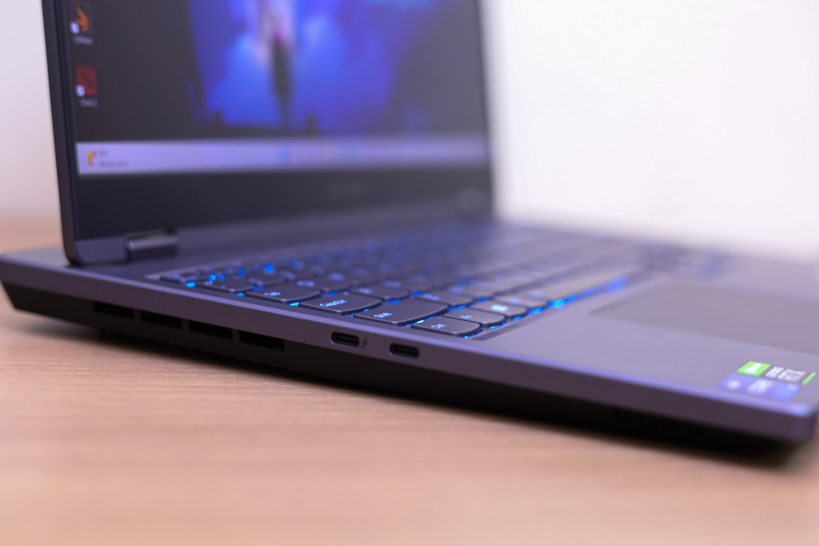 Left side features 2 USB Type C ports