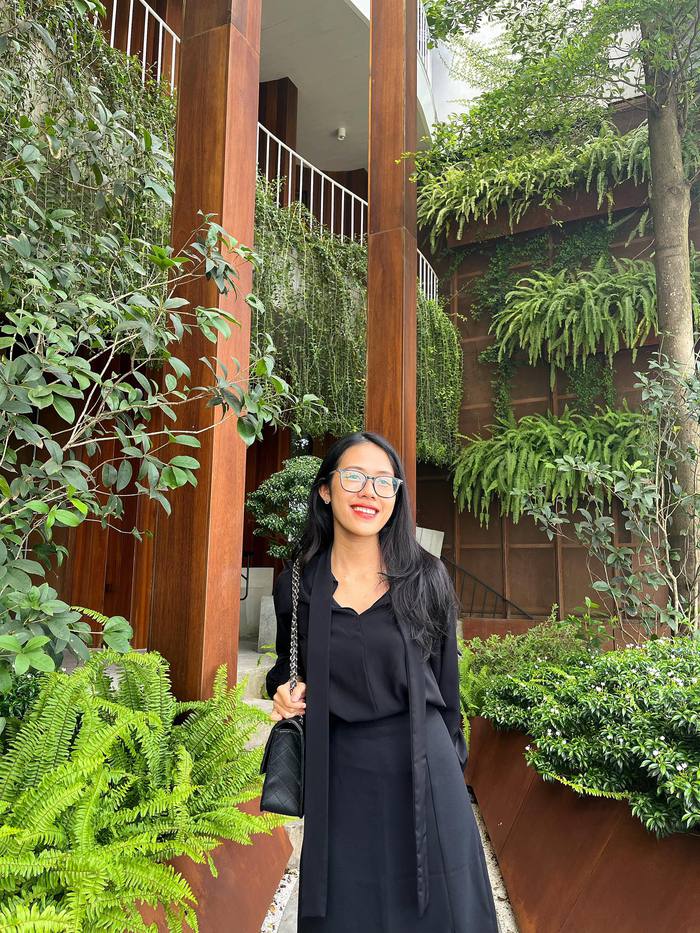 Initially, Ngoc Lien was very interested in the incident but later had to scroll past it because it became too annoying