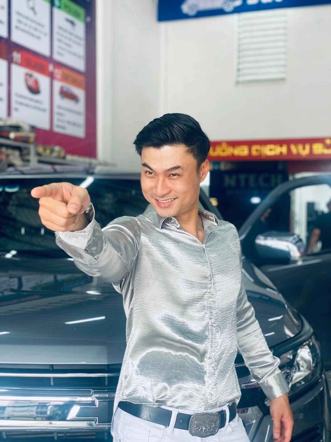 Trung 'trâu' - actor Duy Hưng created the trend for the phrase 'Hê sờ lô hơ sờ ly ly'