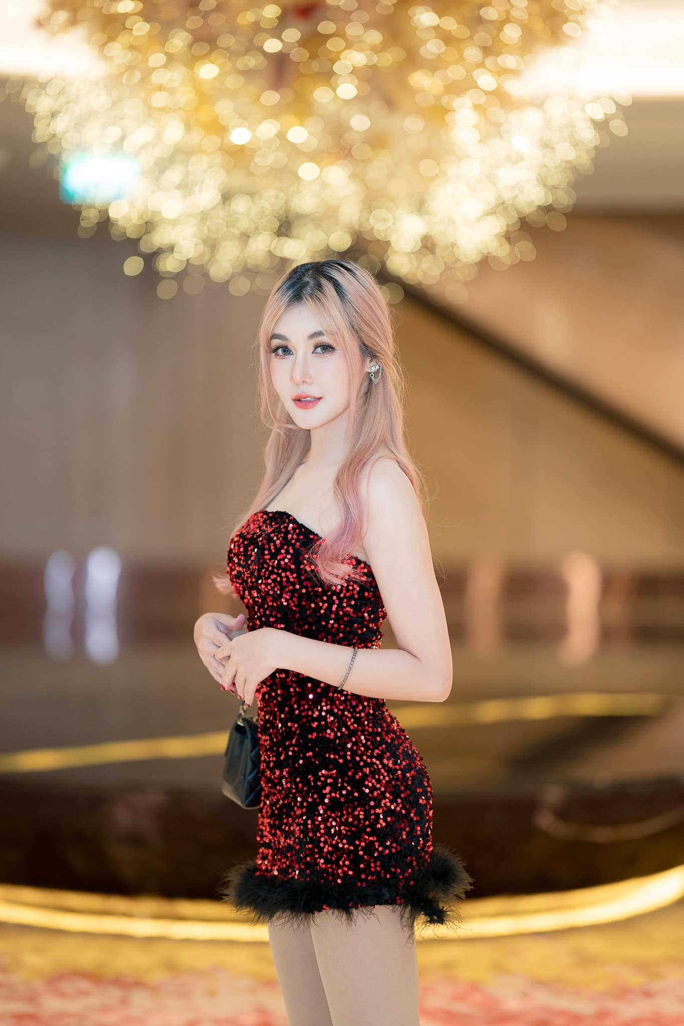 Female streamer who once rivaled Misthy shares stunning photos, showcasing her sexy figure 3 cctwxzm 1683884040859 16838840409251422287680 1683887441251 1683887441335977087637