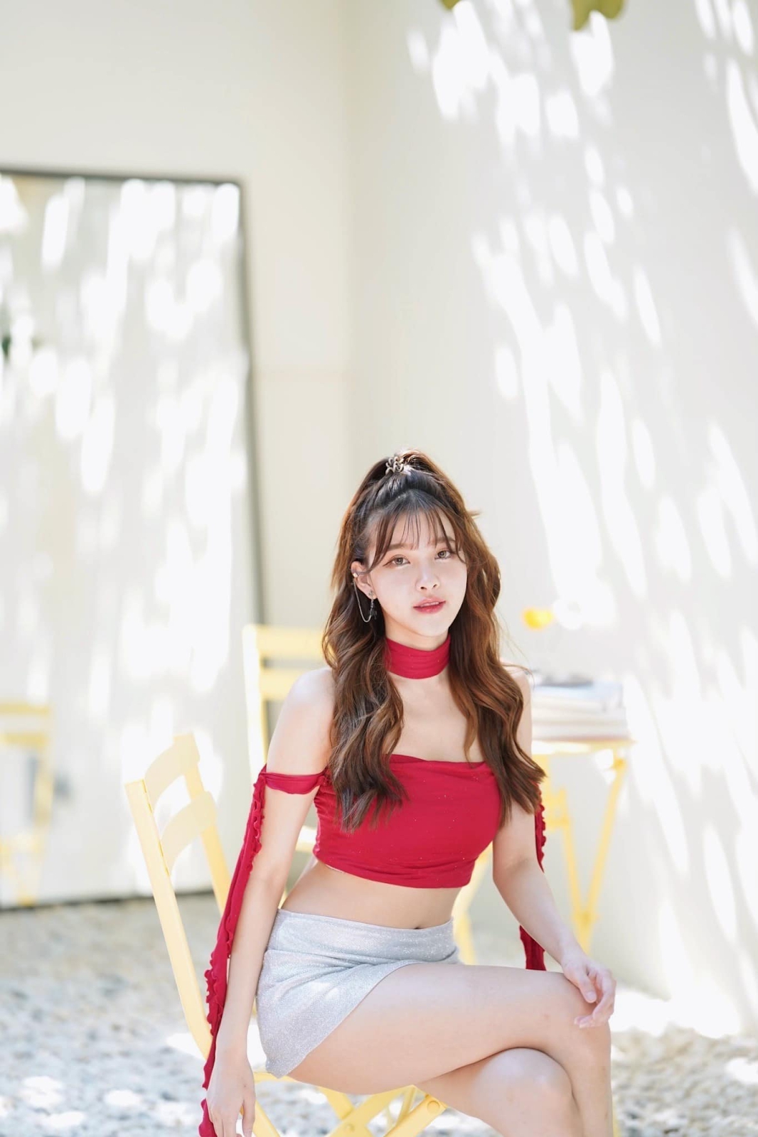 MC Phuong Thao Compares Beauty with Thai Colleague, "Neither One Will Back Down" 4 Even MC Phuong Thao has to acknowledge and give a perfect score to Natty's beautiful appearance.