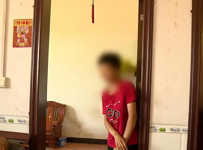 Lost 200,000 Yuan in Bride Price, Husband Decides to Divorce After 3 Days of Marriage 1 The unfortunate girl with intellectual disabilities, yet her family still arranged the marriage