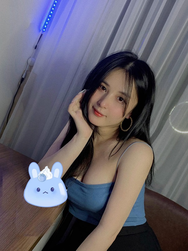 Thao Nari Reveals Her Comeback Plans, Unexpectedly Remembers Tearful Moments on Stream 8 nu streamer xinh dep bac nhat cua lang game viet tung bi dai gia bo hang tram trieu ga gam 01 1700734889658963916217