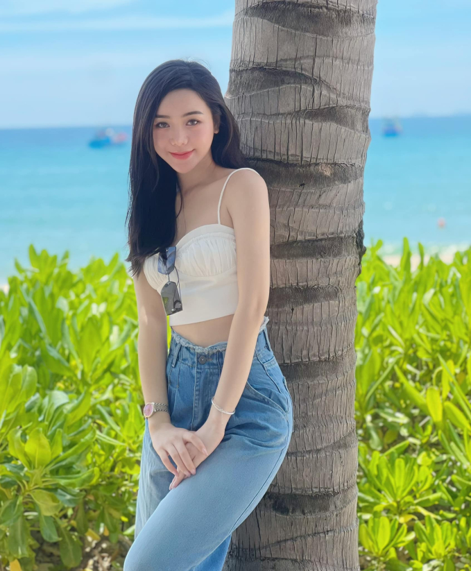 How Quỳnh Kool Transformed from a Viral Hot Girl to a Golden Actress? 10 37770796831174532183981737289724756885574477n 1017 1701833302080 1701833302193938826208