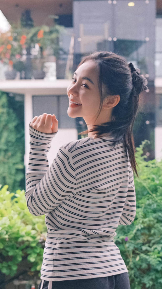 How Quỳnh Kool Transformed from a Viral Hot Girl to a Golden Actress? 6 39468799231497216818379939047331996215820816n 1017 1701833298488 17018332985741700981619