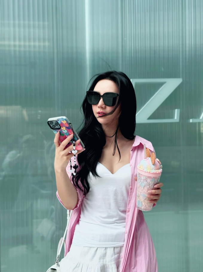 How Quỳnh Kool Transformed from a Viral Hot Girl to a Golden Actress? 7 40432106631708880330546916221396858788947596n 1017 1701833299113 17018332991771615159099