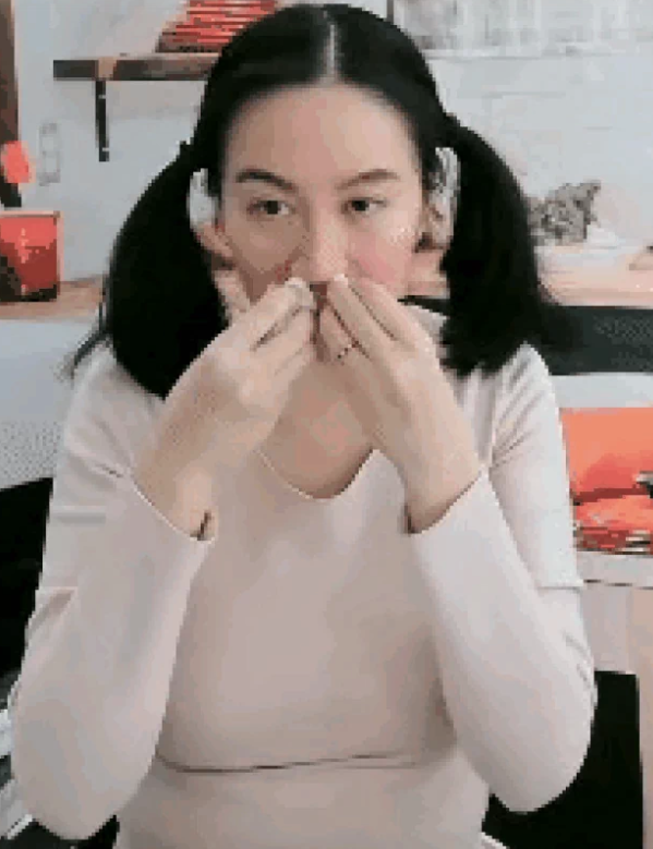 Famous Actress Turns Streamer, Declares War on Netizens and Commits Unforgivable Acts on Livestream 3 screenshot 2023 12 04 113810 1701664750713421637600