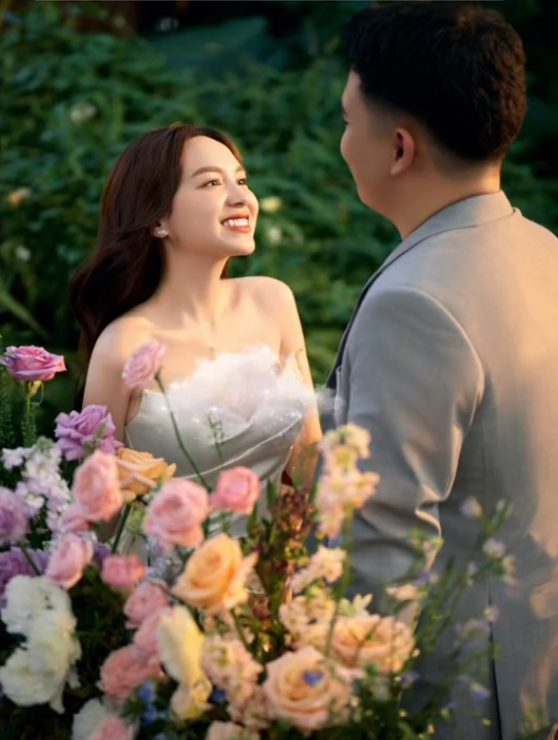 Đặng Thu Hà Reveals the Truth About Her "Rush Wedding" 10 screenshot 2023 12 08 165156 1702031024239843329376