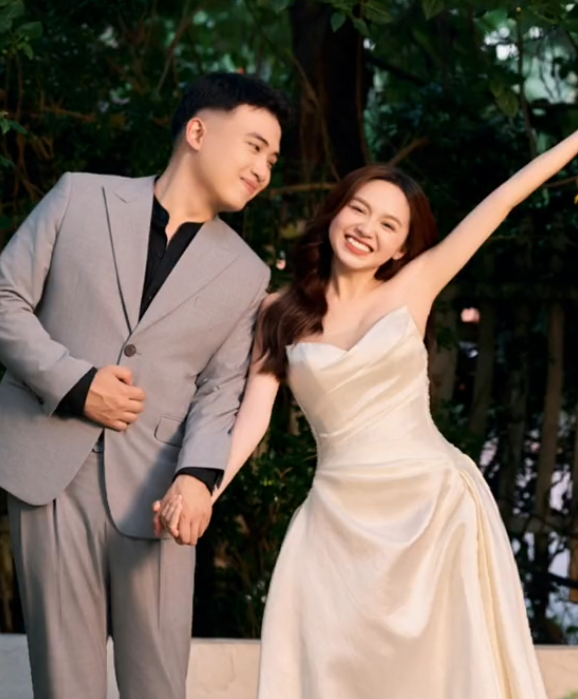 Đặng Thu Hà Reveals the Truth About Her "Rush Wedding" 2 screenshot 2023 12 08 165206 17020310242361936560747
