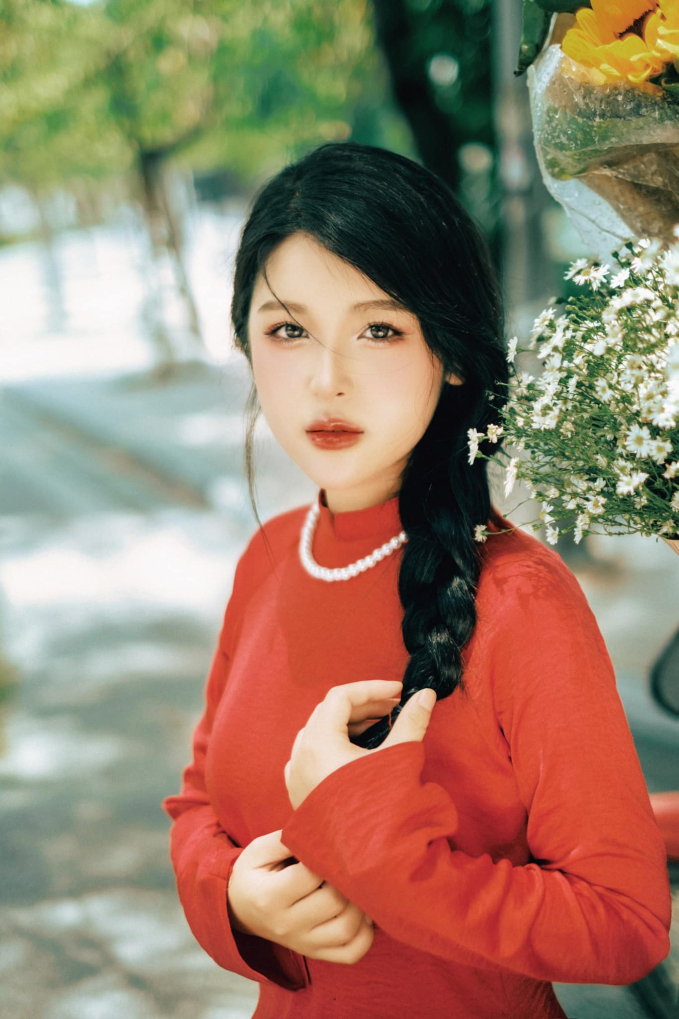 Celebrate Tết Early with Endless Charming Photos of the Physics Teacher 4 3476317343388524871386677937200787491445253n 1729 1706583660010 1706583660170675349219