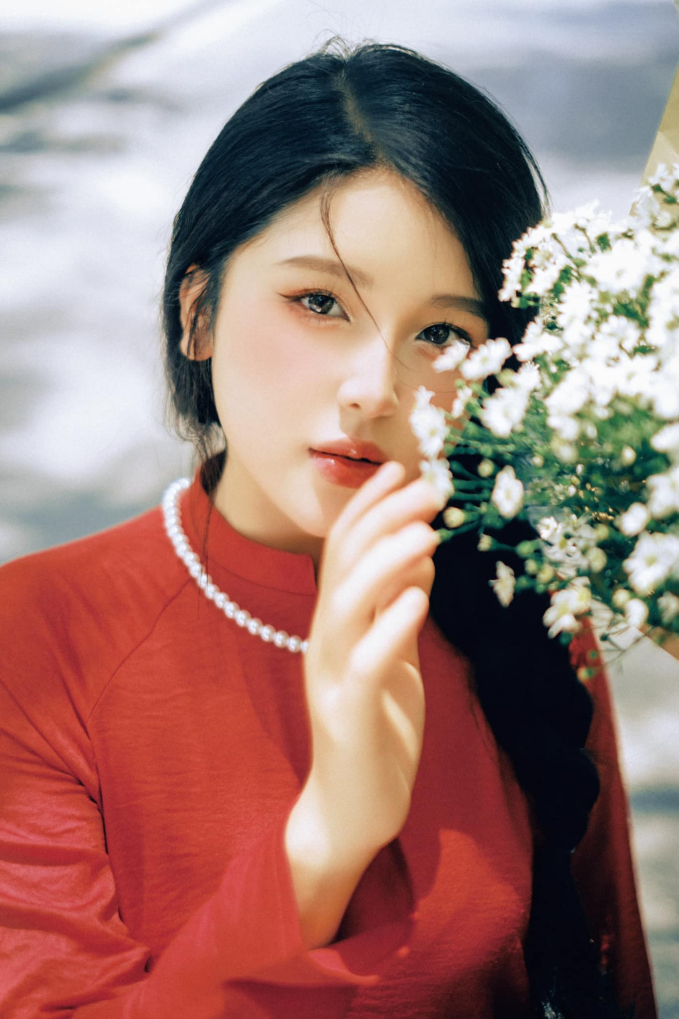 Celebrate Tết Early with Endless Charming Photos of the Physics Teacher 5 35031609333885249547200026404435151141148055n 1729 1706583661712 17065836621201086372222