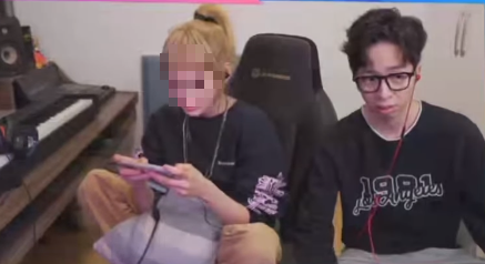 After Personal Scandal, Famous Singer Dives into Streaming 3 edit screenshot 2023 12 18 094742 17028700345441201274871 17048743186681766929987